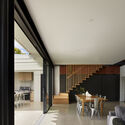 152441 - GER / Residence / Ply Architecture: Nh&agrave; kết cấu khung th&eacute;p tho&aacute;ng m&aacute;t hiện đại