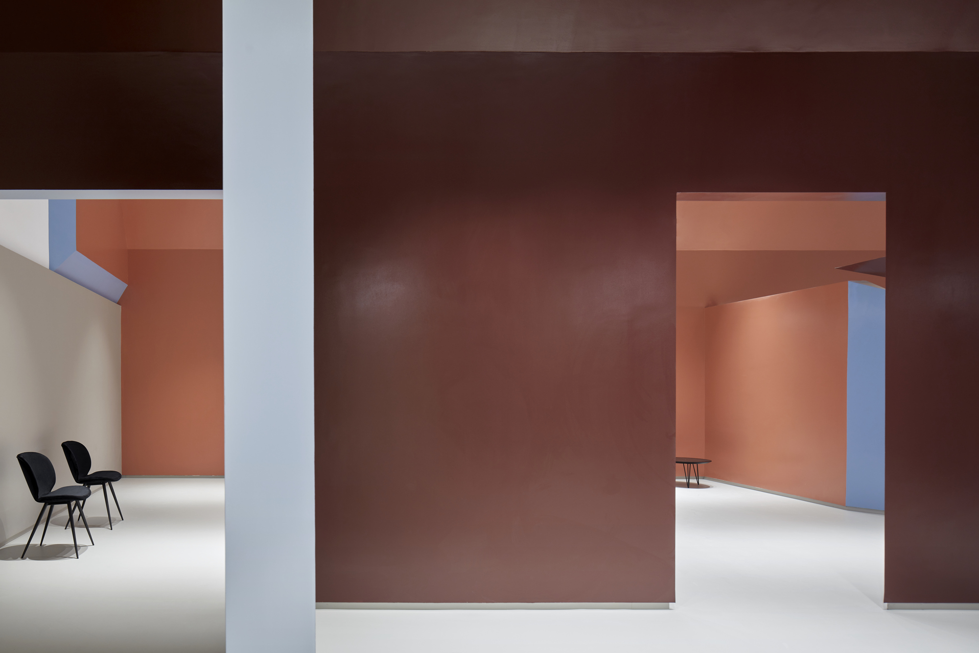 Gallery of Kaza Israel Furniture Showroom / Baranowitz & Goldberg