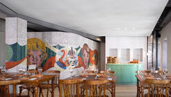 Khachapuri & Wine Interior / Pravda Bureau + Elena Lokastova