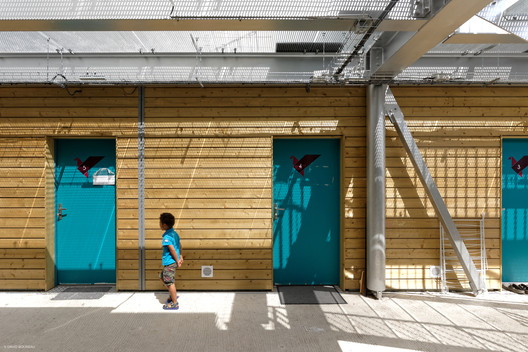 Shelter Architecture: The Subjective Aspects of Migrant and Refugee Settlement Projects Shelter Architecture: The Subjective Aspects of Migrant and Refugee Settlement Projects - Image 21 of 36