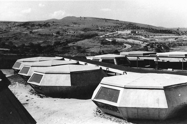 Martín L. Gutiérrez (1927-2020): 65 Years Between the Practice and Teaching of Architecture in Mexico - More Images