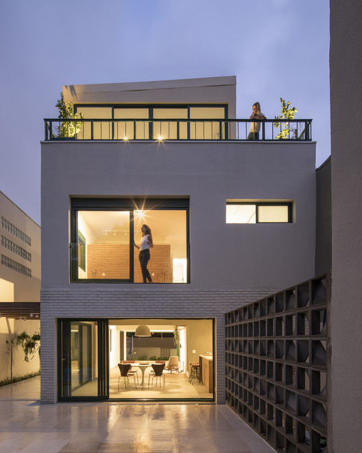 Casa Vila Mariana / M Magalhães Estúdio - Fotografia de Exterior, Janela, Fachada