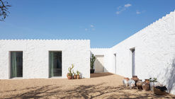 Casa da Volta / PROMONTORIO + João Cravo