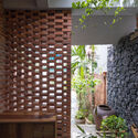 trc 3762 - Nh&agrave; m&aacute;i ng&oacute;i đỏ tường gạch gợi k&yacute; ức tuổi thơ