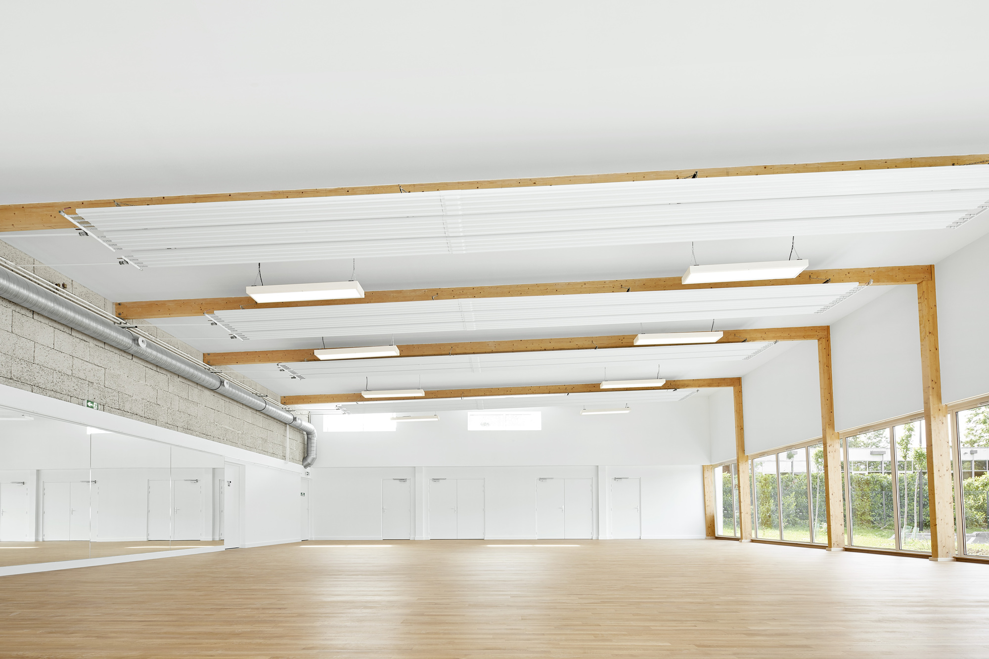 Gallery of Sports Hall / Lemoal Lemoal Architectes - 4