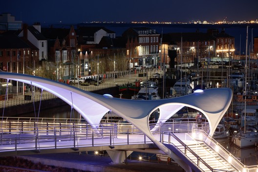 默多克的连接桥 / Matter - 建筑图