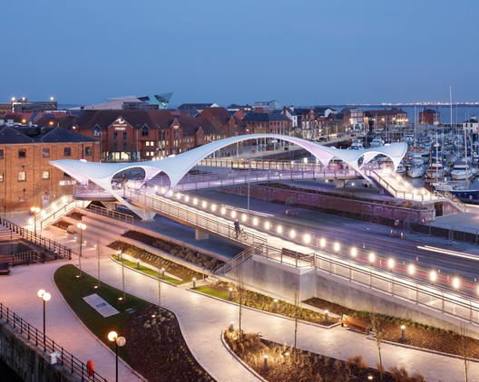 默多克的连接桥 / Matter - 建筑图