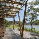 Light-Wood Waterside Pavilion / Han Xiaofeng Design Studio, SEU-ARCH - Exterior Photography