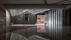 The Glade Bookstore / HAS design and research