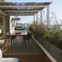 Reforma de um ático em Montjuic / Octave Petit + Marc Mazeres - Fotografia de Exterior, Interiores De Apartamentos