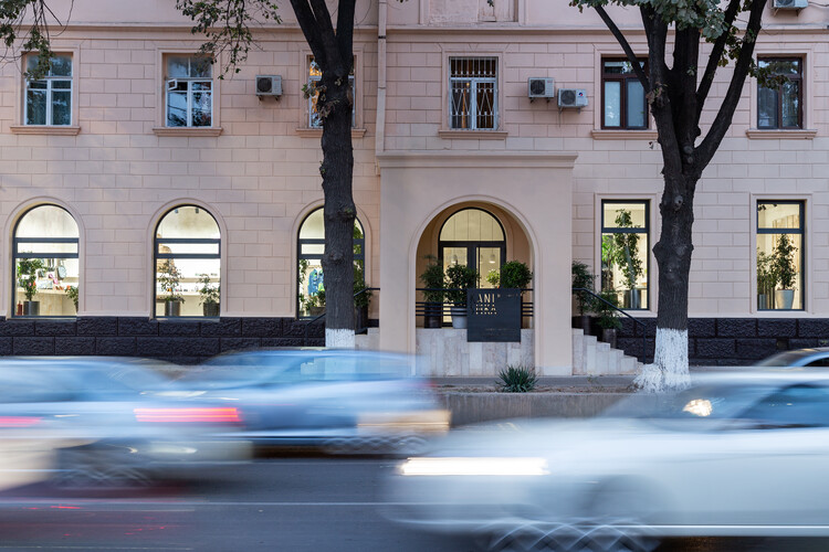 Kanishka Start Store / ARC Architects - Interior Photography, Windows, Facade