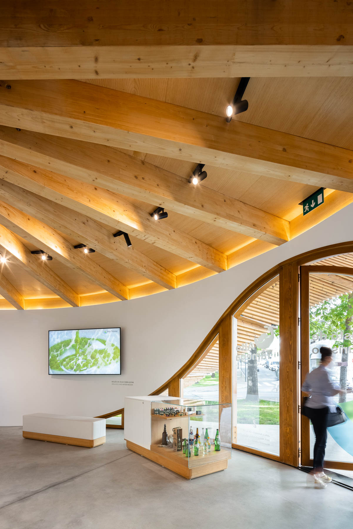 Gallery of Alto Tâmega Tourist Information Point / ANDRÉ 13