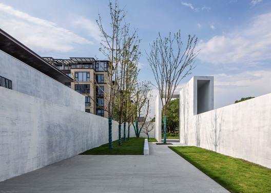 The Taozhu Red Memorial Renovation / Atelier Yipan - Exterior Photography