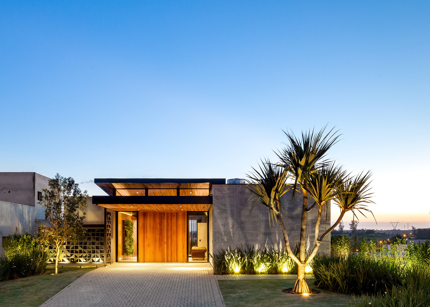 Casa Villas / Taguá Arquitetura - Fotografia de Exterior, Jardim, Porta, Fachada, Arco