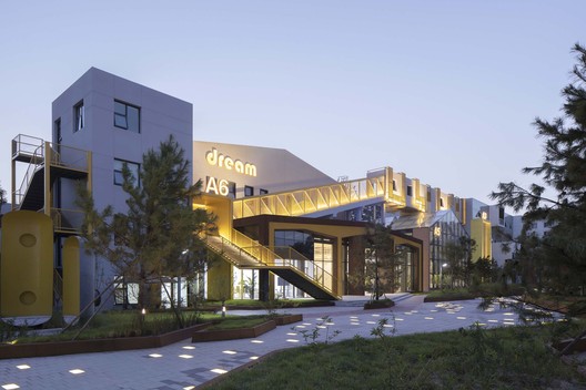 Fashion Factory创意工厂，A庭院城市更新 / 非静止建筑设计 - 建筑图, 表皮