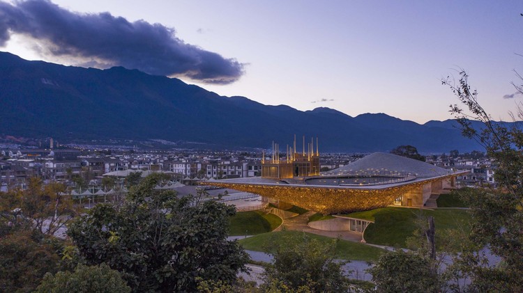 Yangliping Performing Arts Center / Studio Zhu-Pei - Exterior Photography, Cityscape