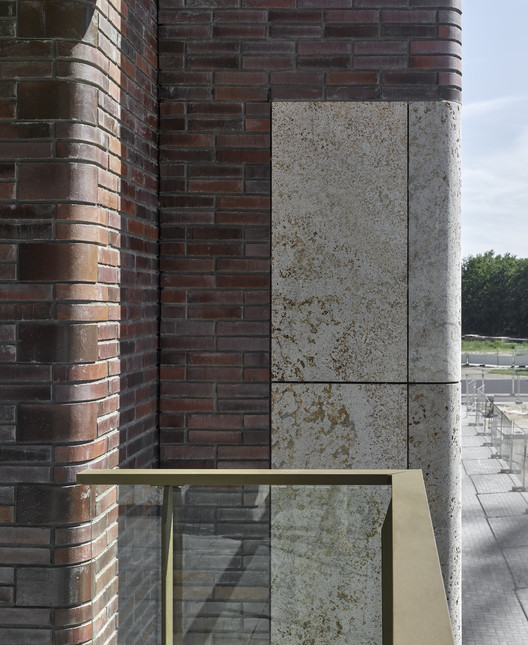 Sud Residential Building / Office Winhov - Exterior Photography, Brick, Facade