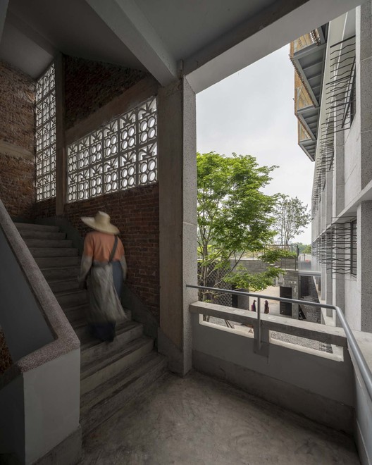 (Re)forming Duichuan Tea Yards / O-office Architects (Re)forming Duichuan Tea Yards / O-office Architects - Interior Photography