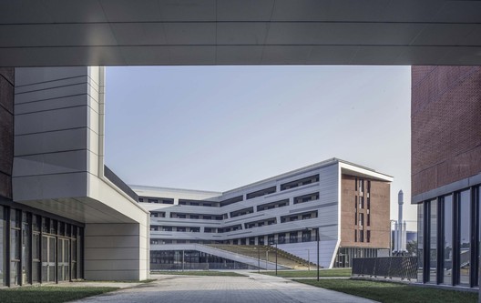 The Aerospace City School of RDFZ / BIAD - Exterior Photography