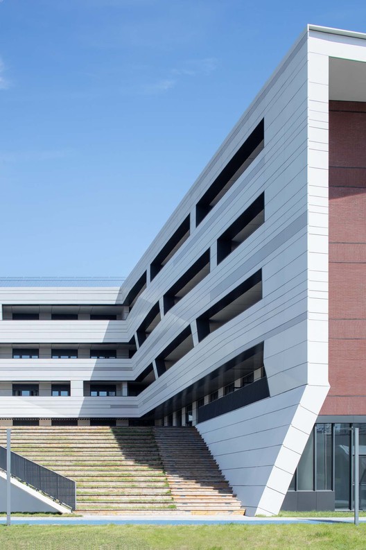 The Aerospace City School of RDFZ / BIAD - Exterior Photography