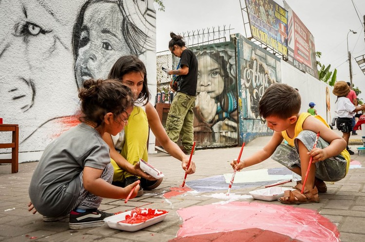 "Urbanismo cidadão é um conceito que estamos promovendo a partir da América Latina": Lucía Nogales da Ocupa tu Calle - Imagem 1 de 10