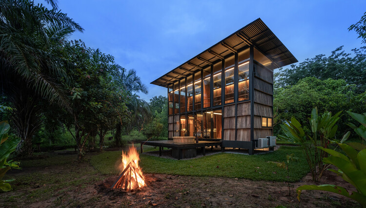 Cabana Wood and Mountain / Sher Maker - Fotografia de Exterior