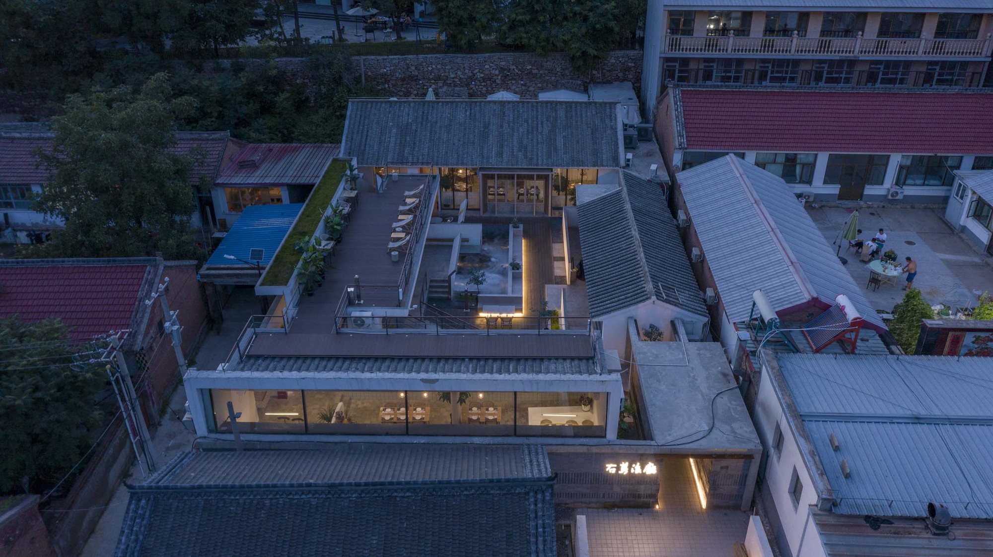 Gallery of Village Courtyard Restaurant / AML Design studio - 8