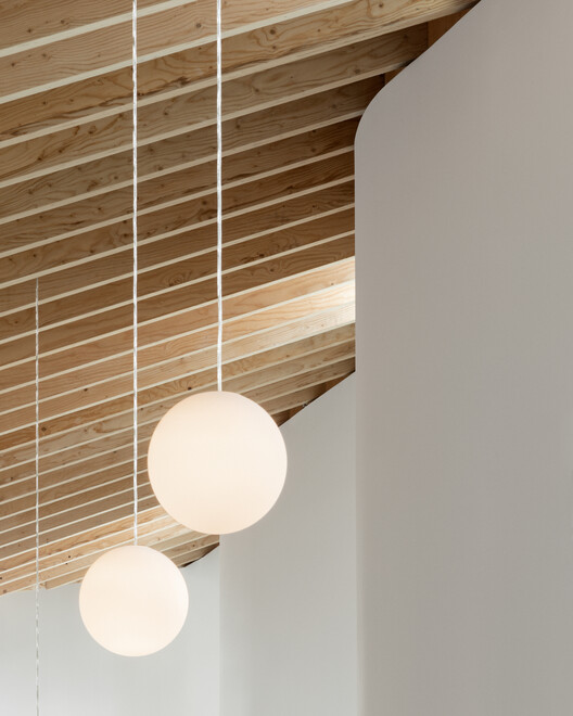 (NO PUBLICAR - PUBLICACIÓN ELIMINADA) Edificio C3 / Peter Besley - Fotografía interior
