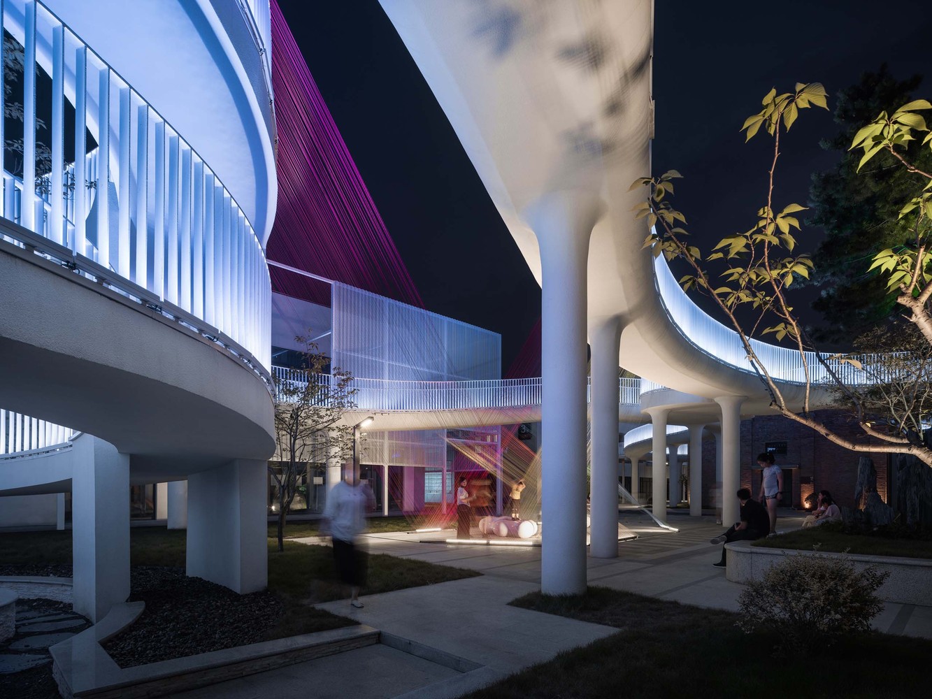 Gallery of Jiangnan District Embroidered Garment Factory / Minax