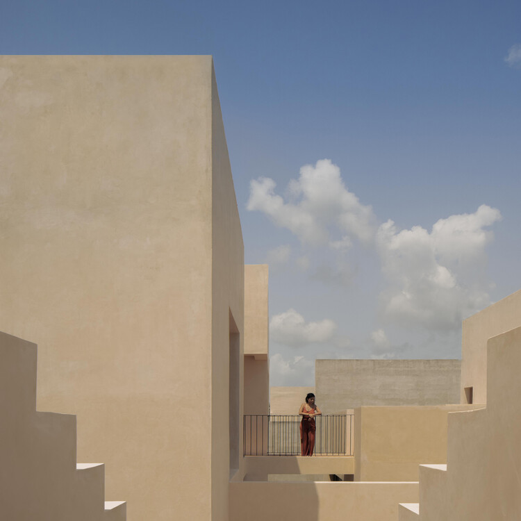 Cuatro cielos / VOID Studio - Más Imágenes