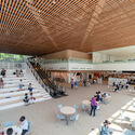 大宫区役所：大宫图书馆 / Coelacanth K&H Architects + 大成建设 + 久米设计 - 室内图, 图书馆, 楼梯