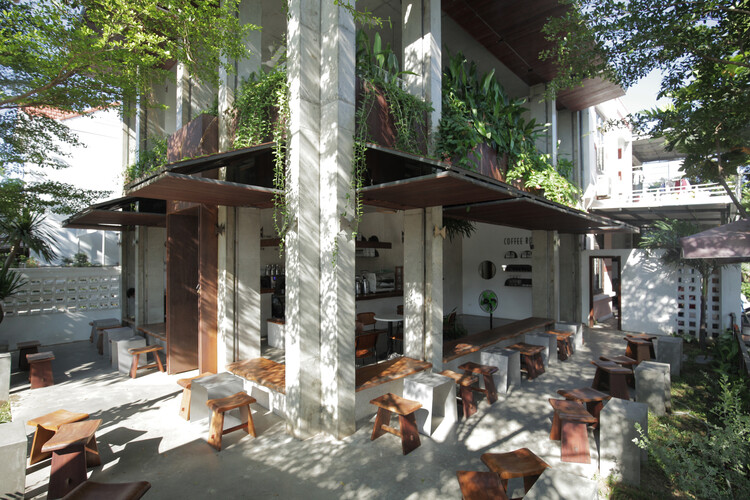 Bonte Cafe / Yên Architecture - Exterior Photography, Facade, Courtyard, Patio