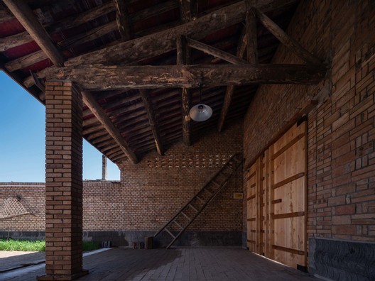 Red Brick Dwellings in Ezi Village / XAUAT - Interior Photography, Brick, Beam
