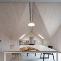 Casa Kozina / Atelier 111 Architekti - Fotografia de Interiores, Casas, Viga, Mesa, Cadeira