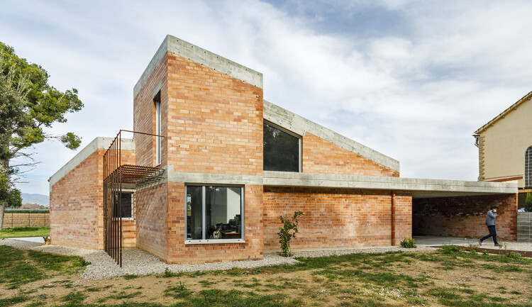 Casa Almudena / Jesús Perales - Fotografía exterior, Casas, Fachada