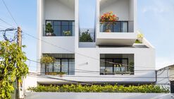 Casa gemela / 6717 Studio