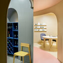 Collins Experience Center / MuseLAB - Interior Photography, Retail Interiors, Arch, Chair, Table