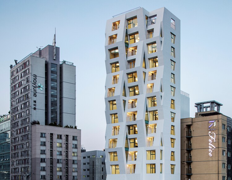 Ratio Building Tri_Poly / Maaps Architects - More Images