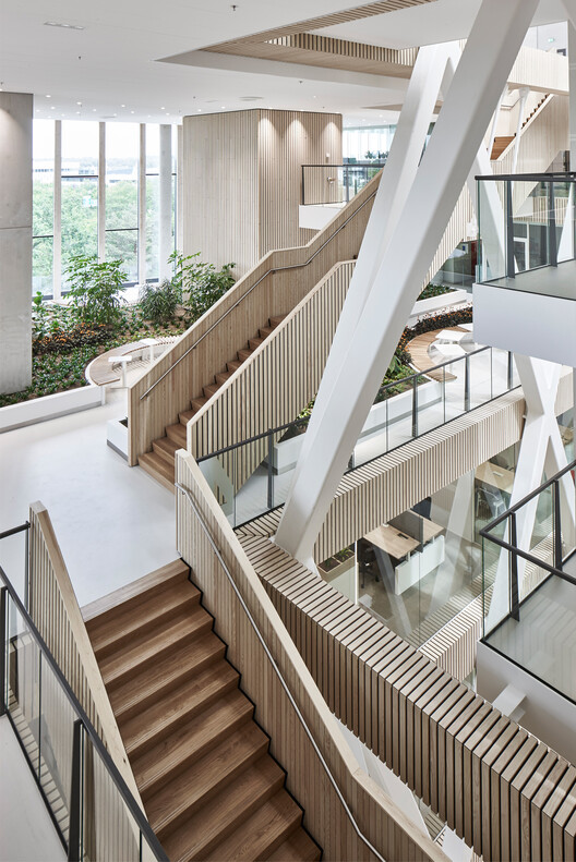 Canon Production Printing HQ / Broekbakema - Interior Photography, Stairs, Handrail, Windows