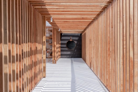CasaCor 2021 and the Origins of Inhabiting This World: An Overview of the Exhibition - Image 25 of 38