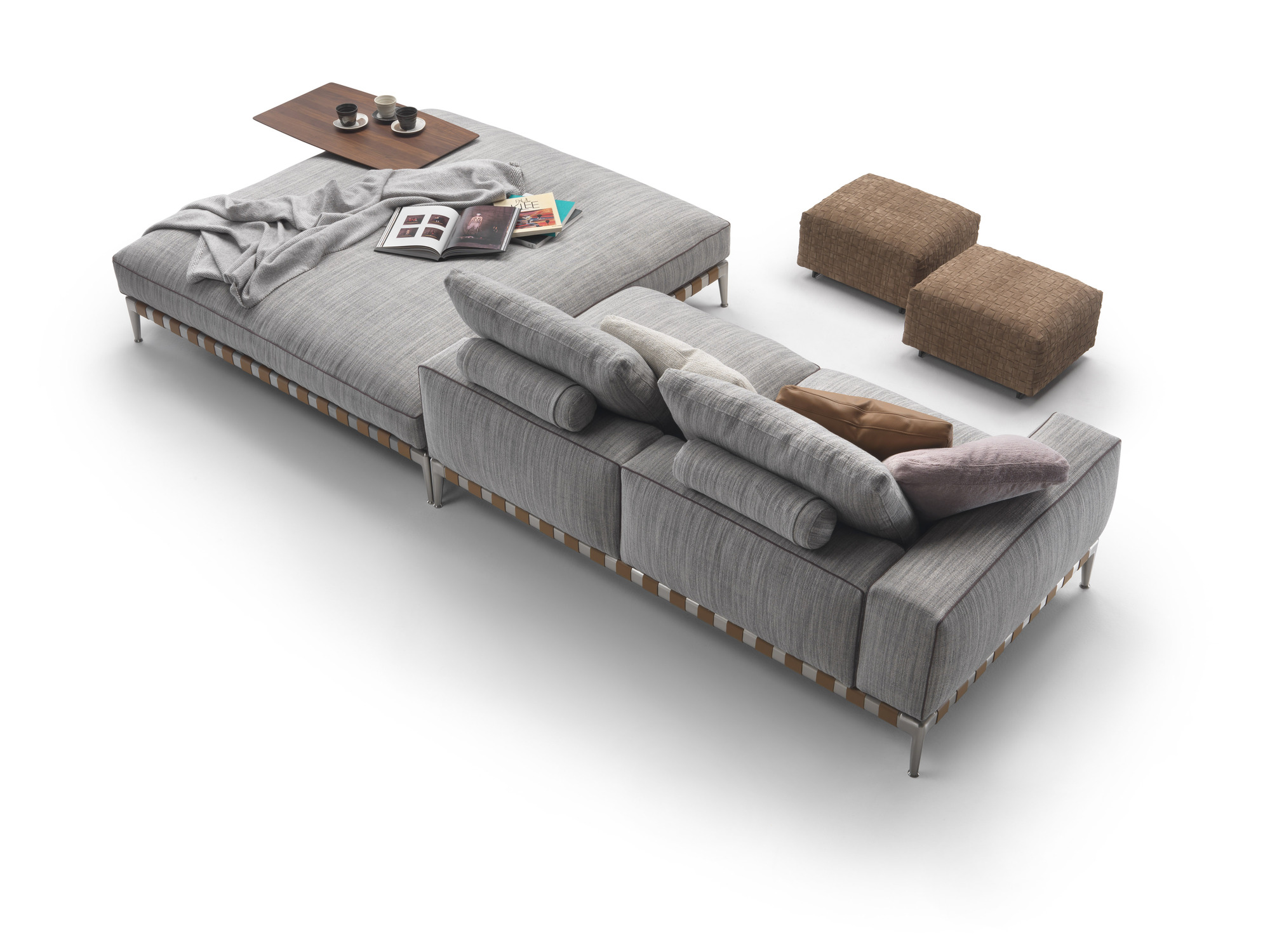 Gallery of The Functionality and Versatility of Modular Sofas 9