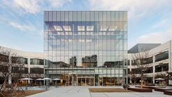 Hyundai Premium Outlet SPACE1 Cube / Betwin Space Design