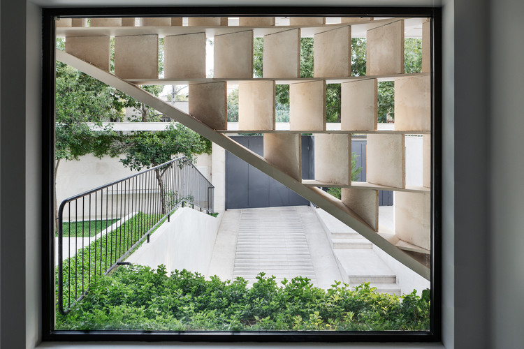 Mehr Residential Building / Ara Aliabadi - Arash Aliabadi  - Interior Photography, Glass, Facade, Stairs, Handrail