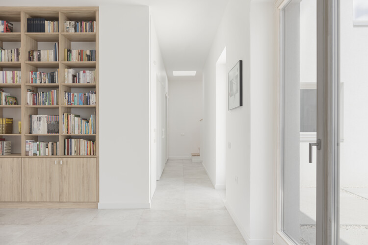 White Arrow House / Théque Atelier - Interior Photography, Closet, Shelving, Windows