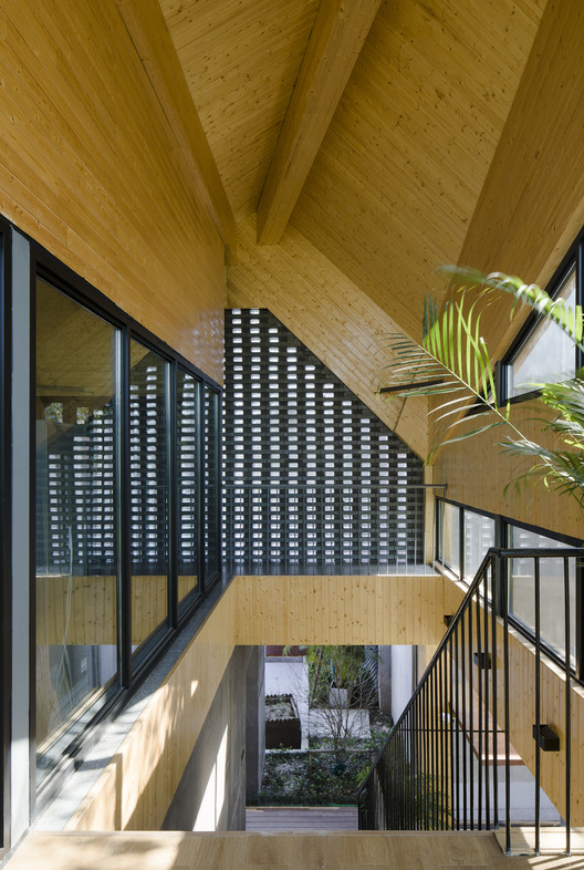 桐乡东浜头村双创客厅改造 / 严旸建筑 - 室内图, 表皮