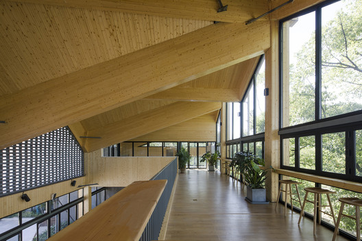 桐乡东浜头村双创客厅改造 / 严旸建筑 - 室内图, 椅子