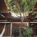 La casa intermedia / Equipo de Arquitectura - Fotografía interior, Casas