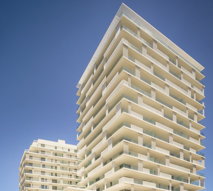 Edificio residencial BO 52 / Yachar Bouhaya Architecte + Saad El Kabbaj + Driss Kettani + Mohamed Amine Siana - Más Imágenes