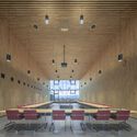 Ayuntamiento Salem / Estudio Primitivo González | eGa + mmp Architects - Fotografía interior, Sillas, Mesas