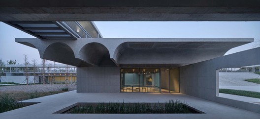 Yanluo Sport Part of Shenzheng Maozhou River Greenways / TJAD Original Design Studio - Interior Photography, Facade